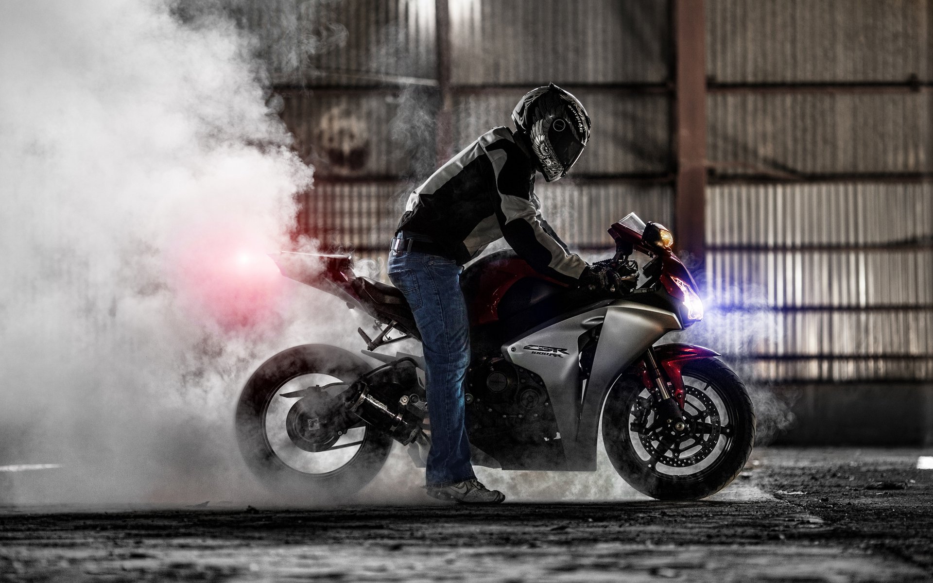 honda cbr 1000rr superbike sportbike honda bike smoke burnout