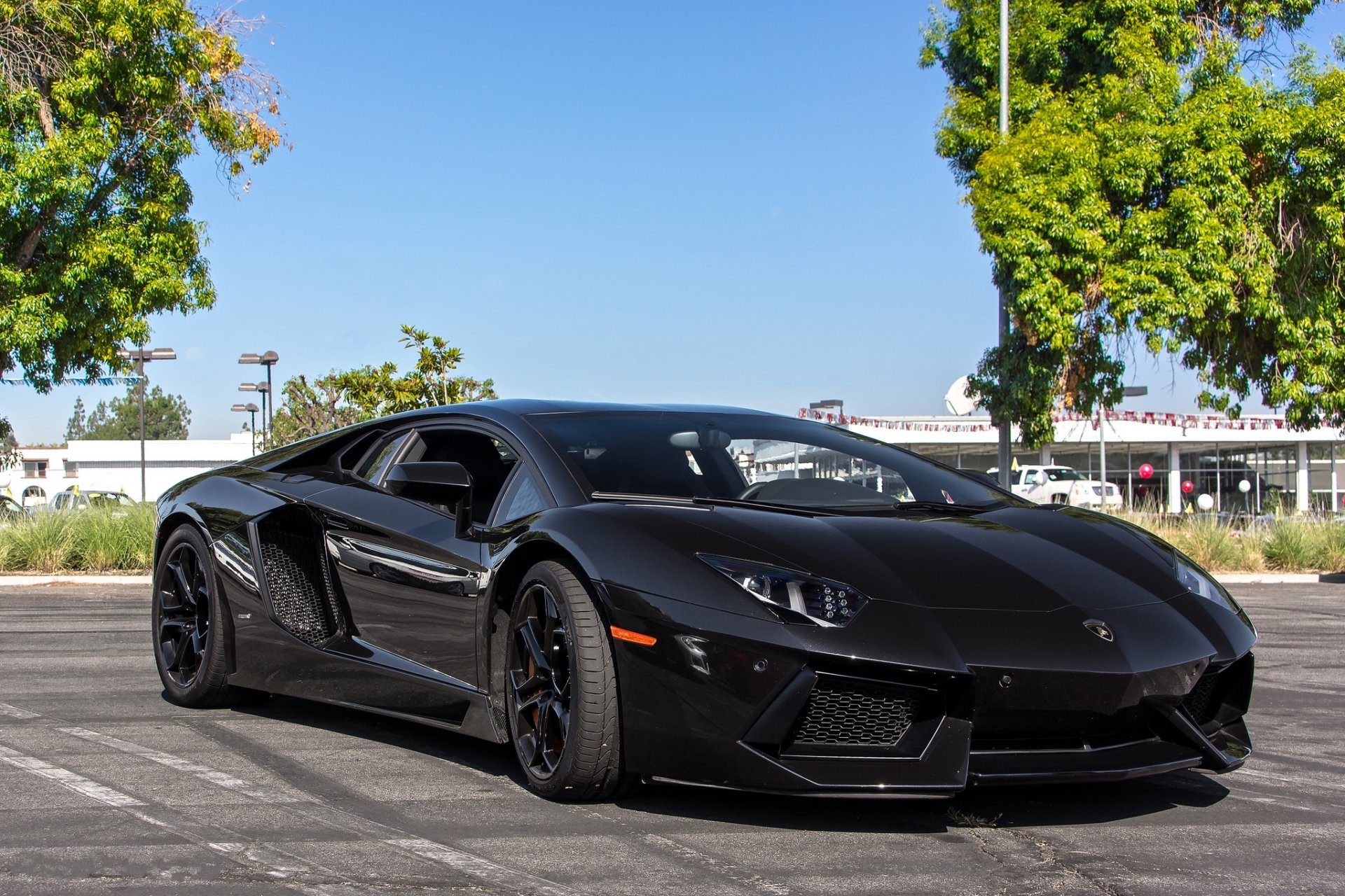 lamborghini aventador lp700-4 black lamborghini aventador front view parking