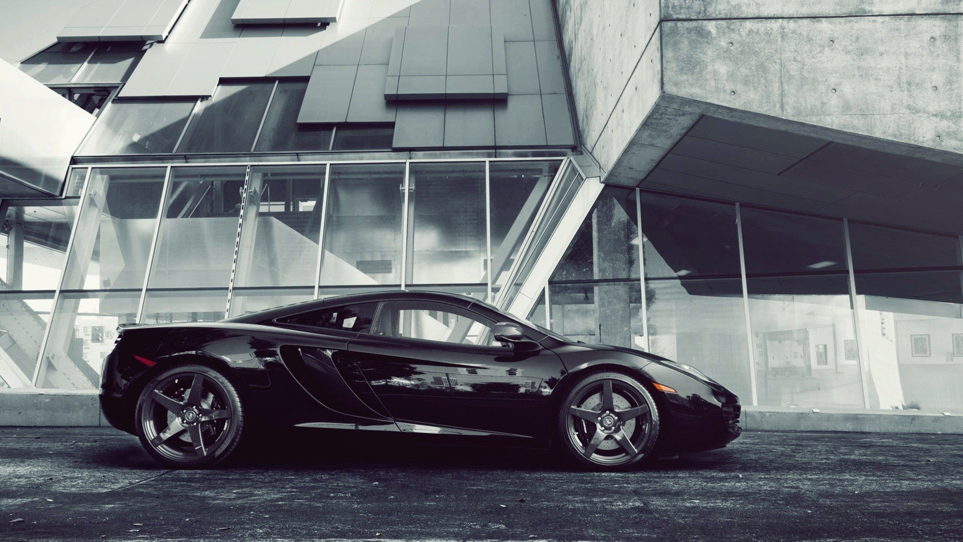 mclaren mp4 12c макларен здание autowall