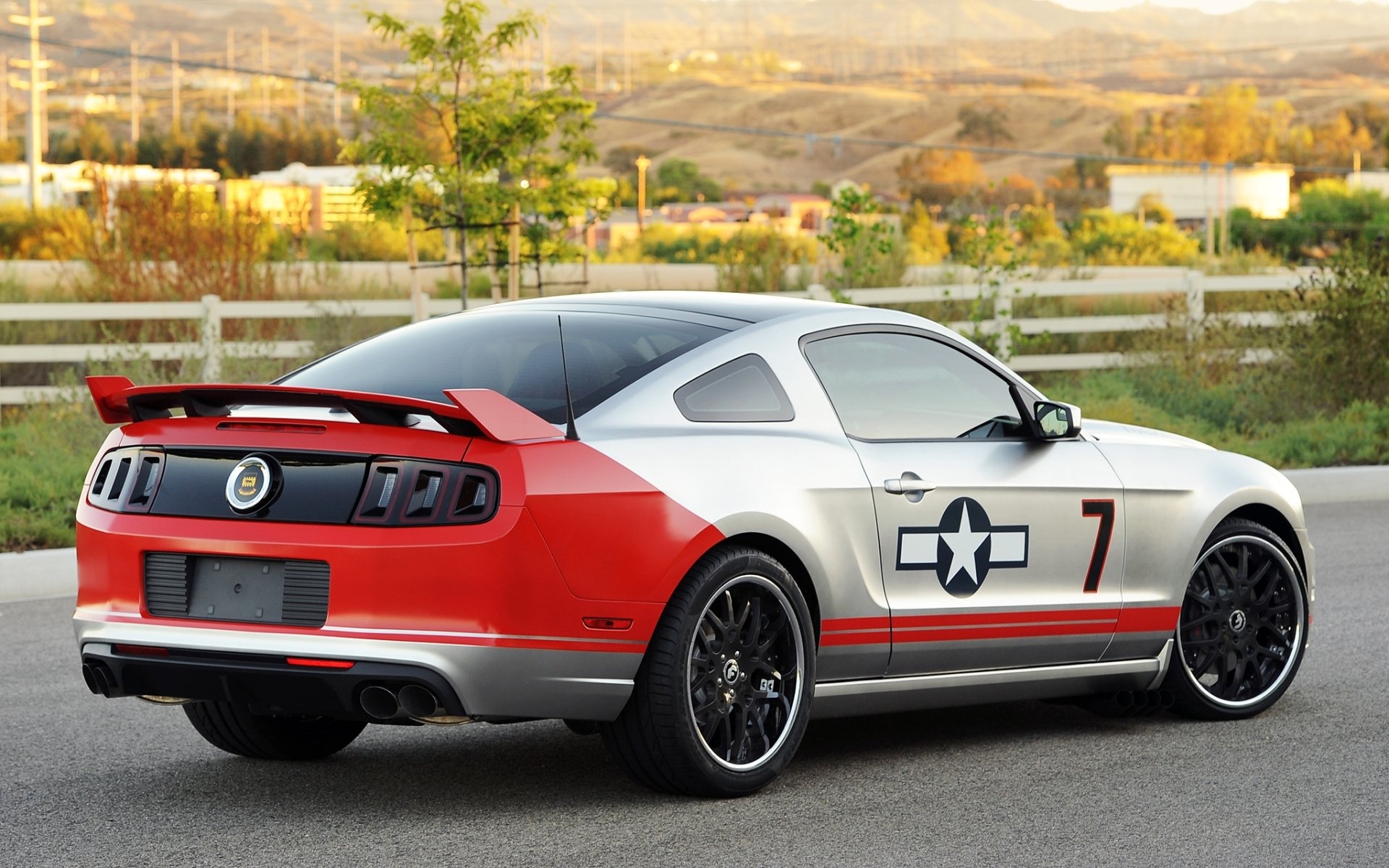 ford mustang gt queues rouges gt coupé vue arrière tuning gris muscle car muscle car fond