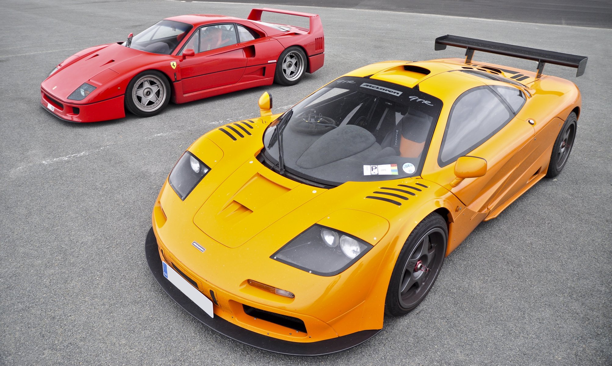 mclaren f1 gtr ferrari f40 rouge supercars mclaren f1 gtr ferrari f40 rouge