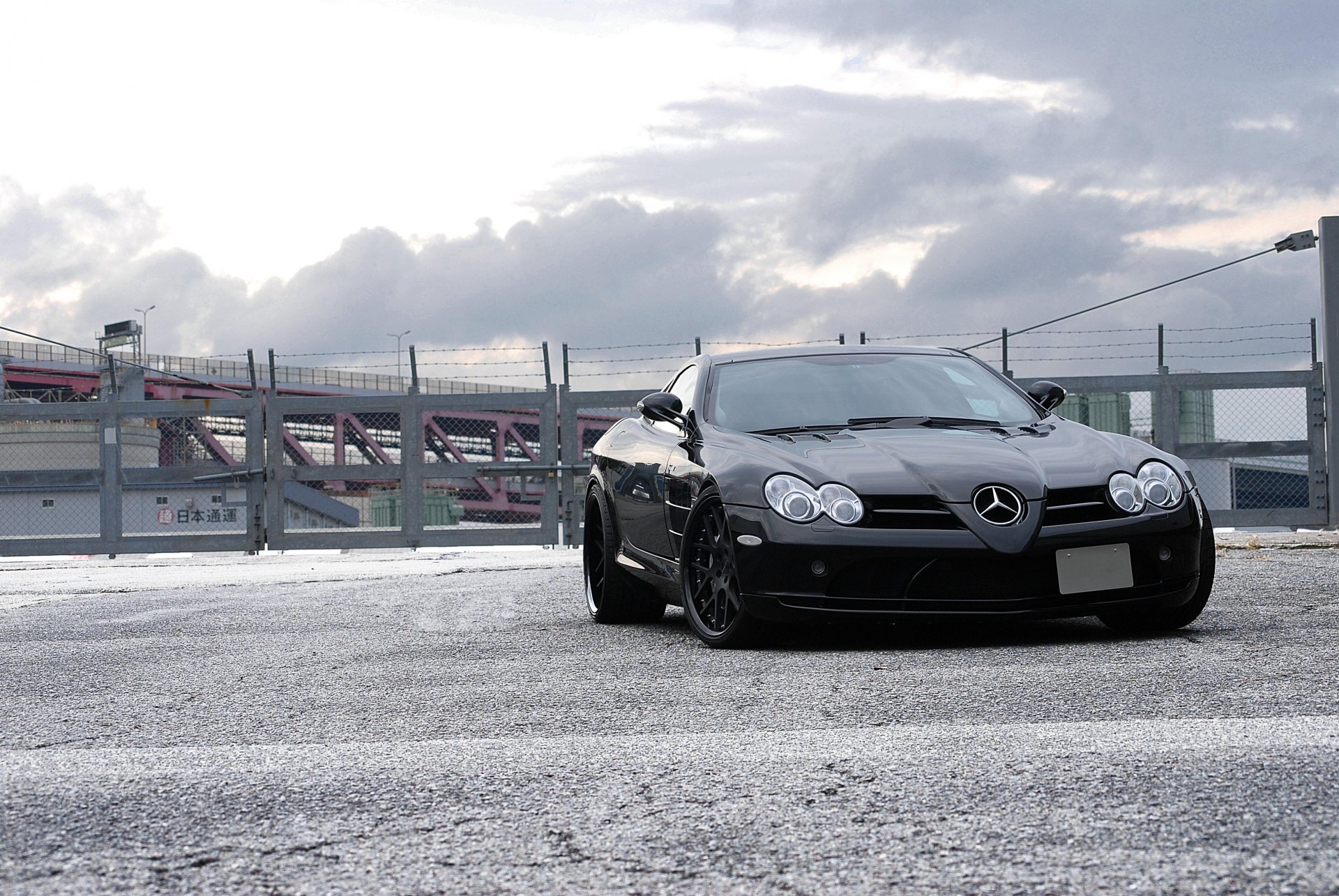 mercedes benz slr mclaren black sky clouds mercedes benz mclaren front view cloud