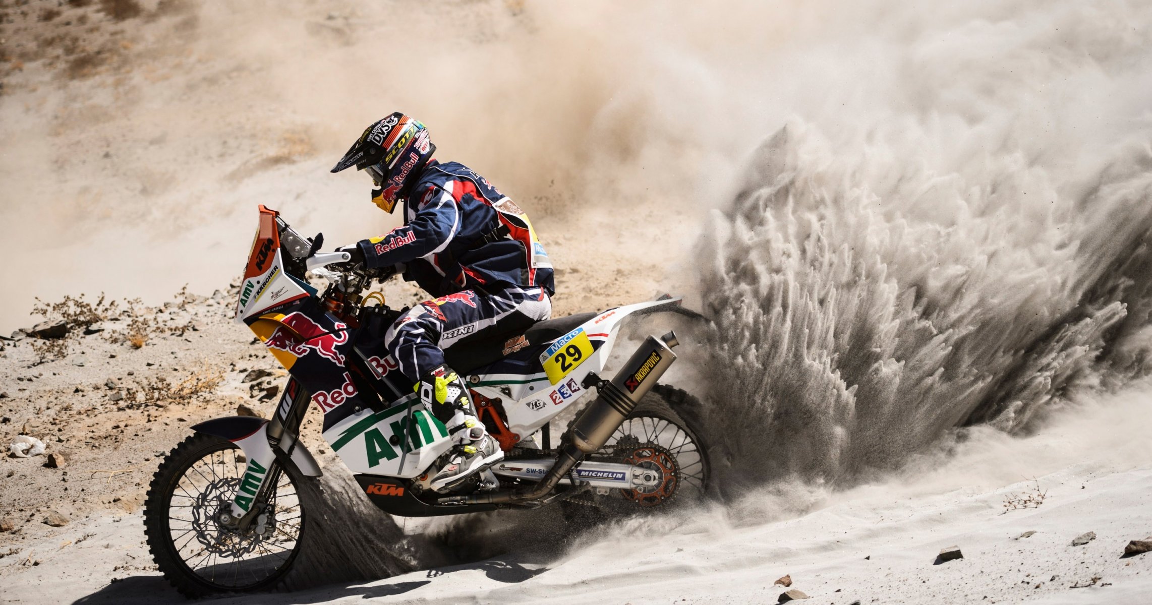 motocykl racer dwa koła dakar piasek sport czerwony byk