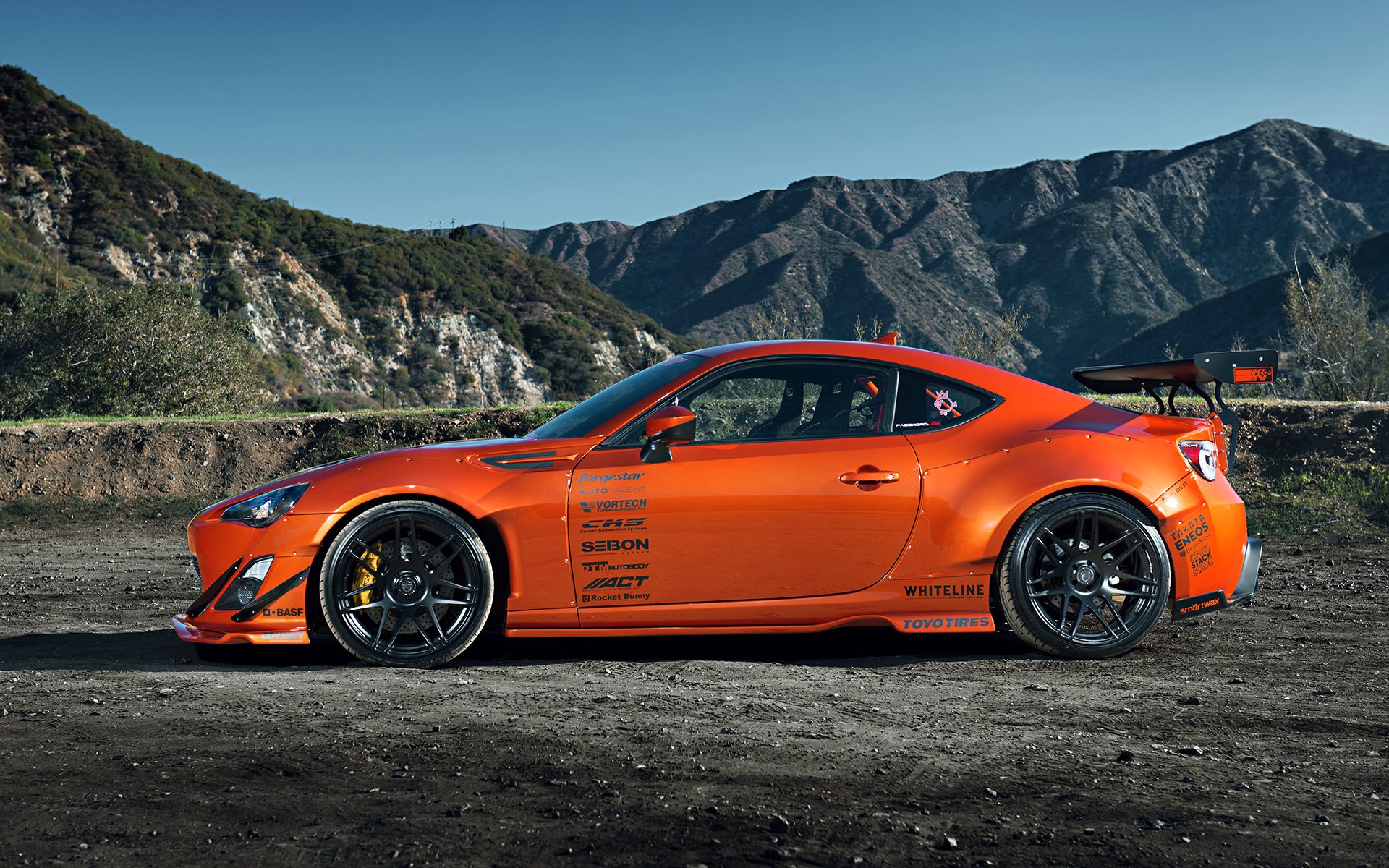 toyota scion fr-s tuning widebody spoilers naranja estilo llantas ruedas montaje