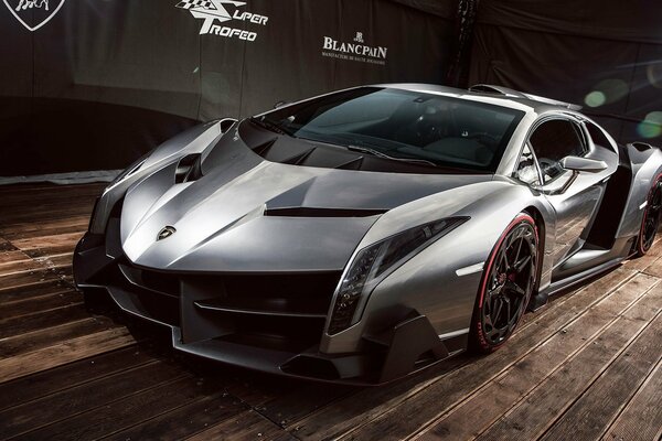 Lamborghini veneno 2013 exklusiver Supersportwagen