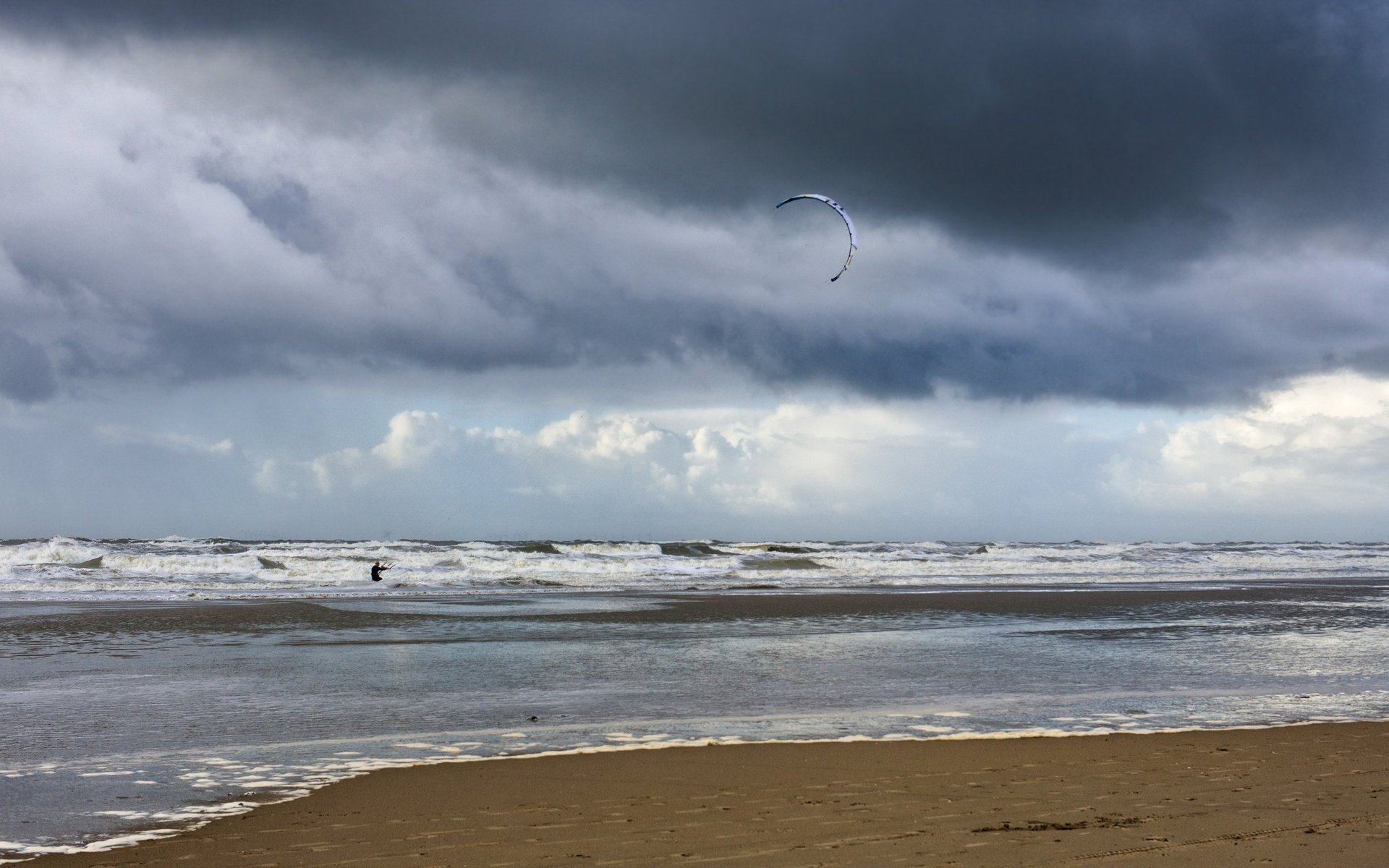 kitesurfing niebo morze fale