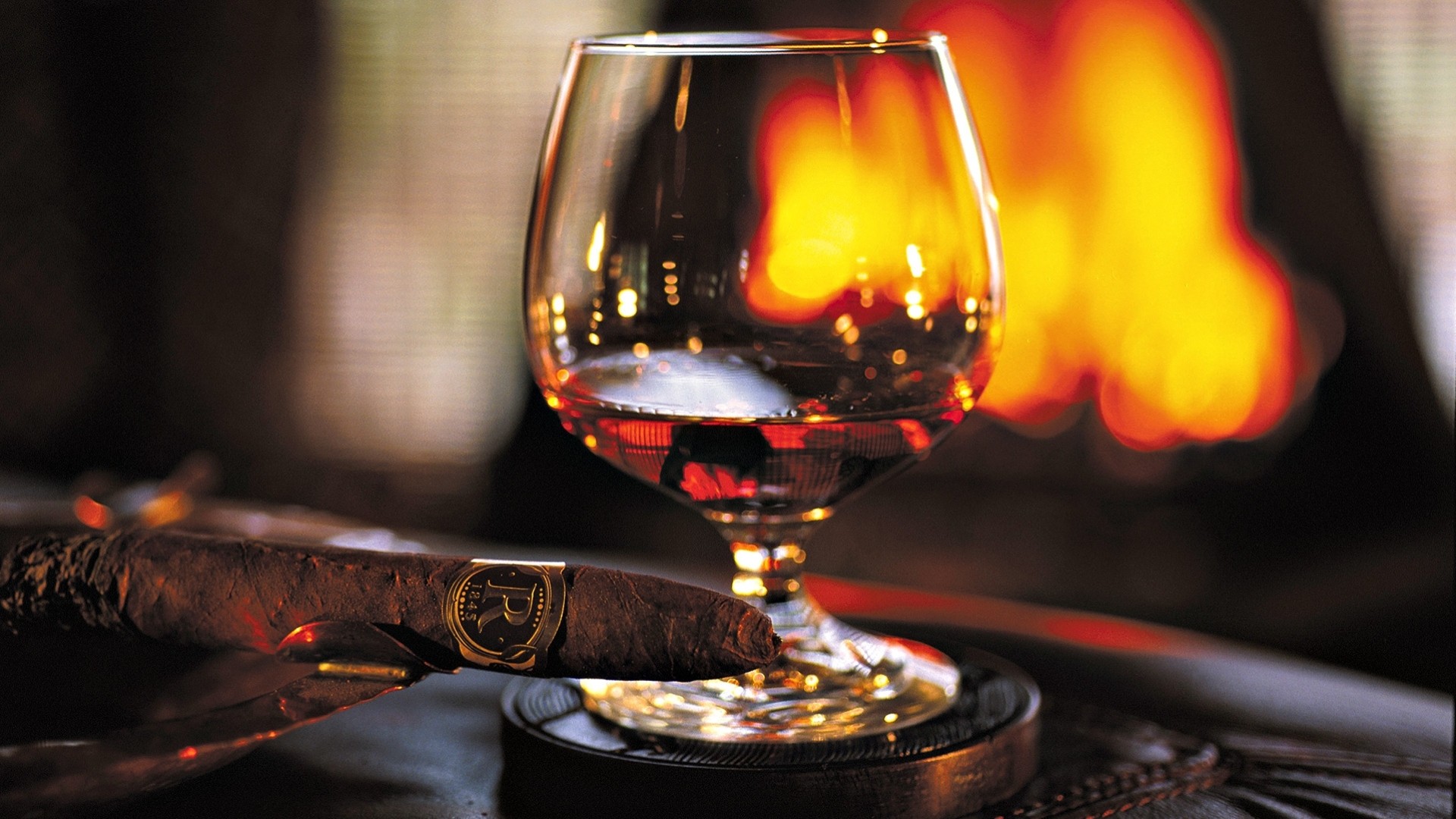 glass cigar brandy