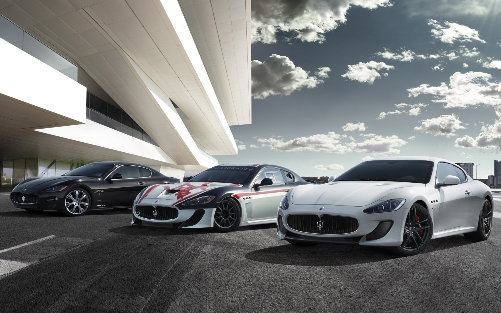 maserati gran turismo maserati gran turismo przód coupe niebo chmury