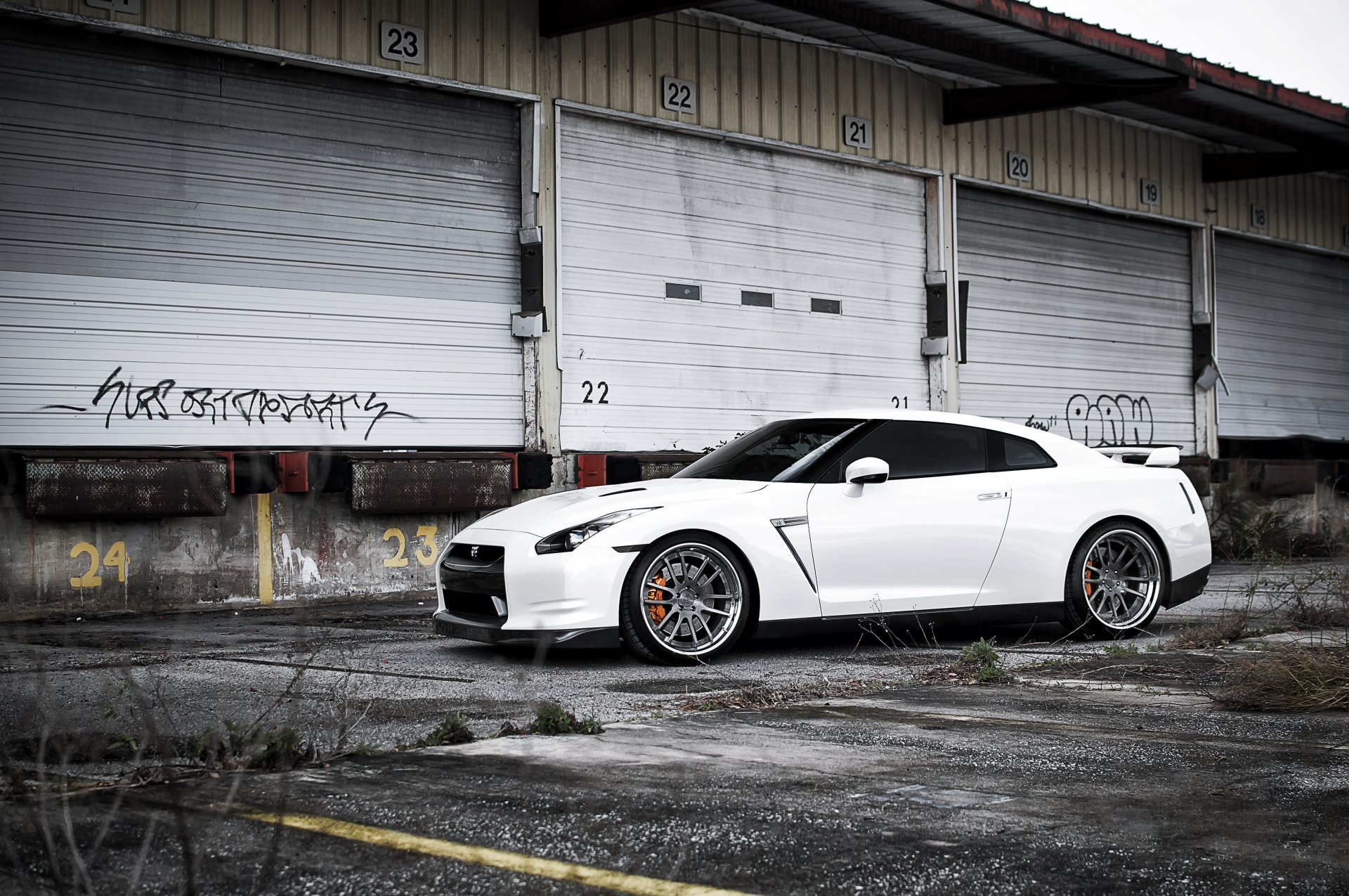 nissan gt-r blanco nissan almacén