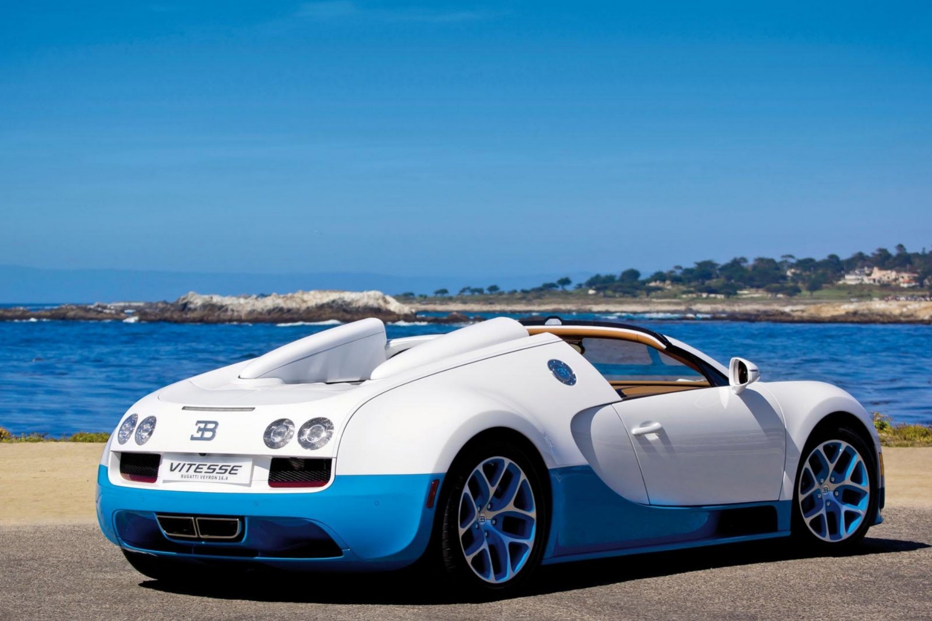 voitures sport voiture auto bugatti veyron grand sport vitesse blanc bleu mer nature