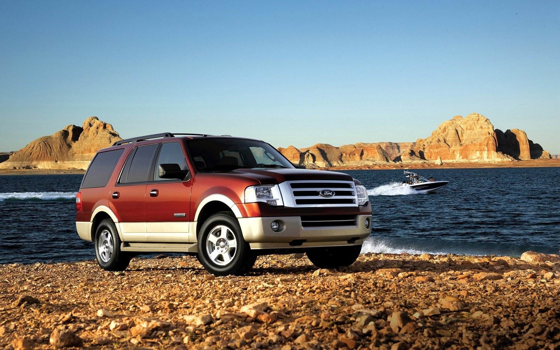 samochód ford wyprawy suv podróż morze łódź natura