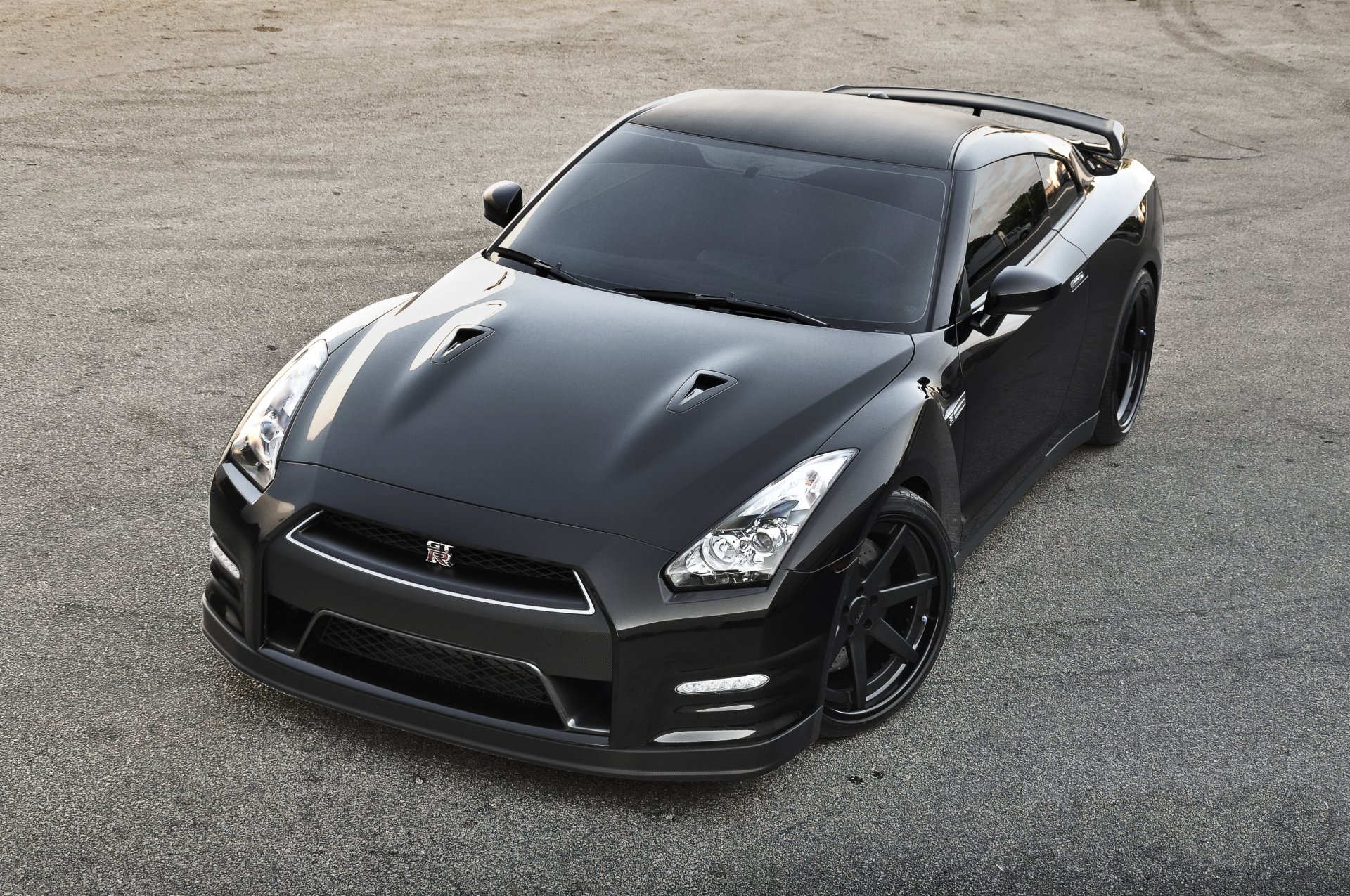 nissan gtr r35 black.wheels nissan gtr tinted wheel