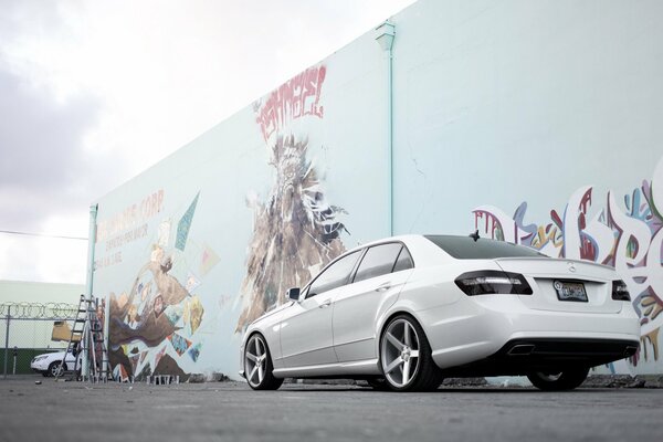 Blanco mercedes clase e Tuning