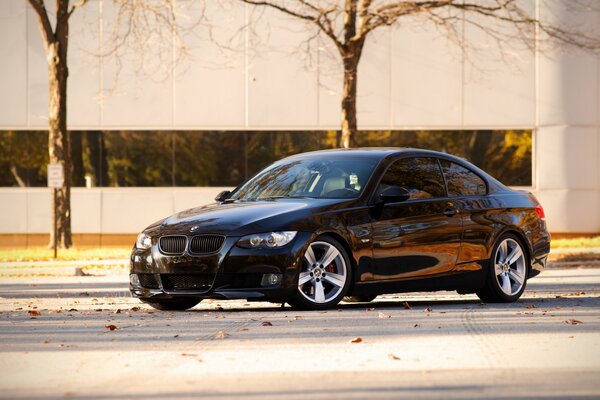 A concise picture of a BMW in black