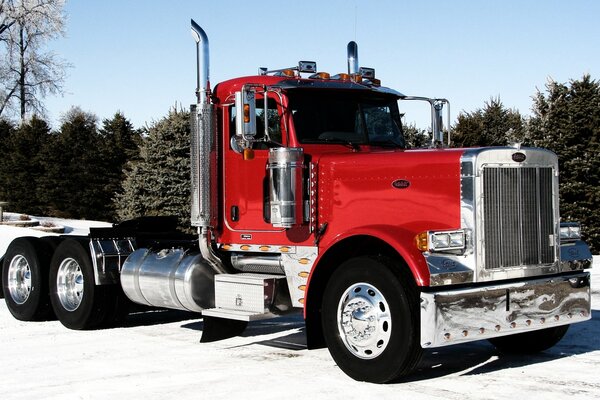 Camion tracteur chromé