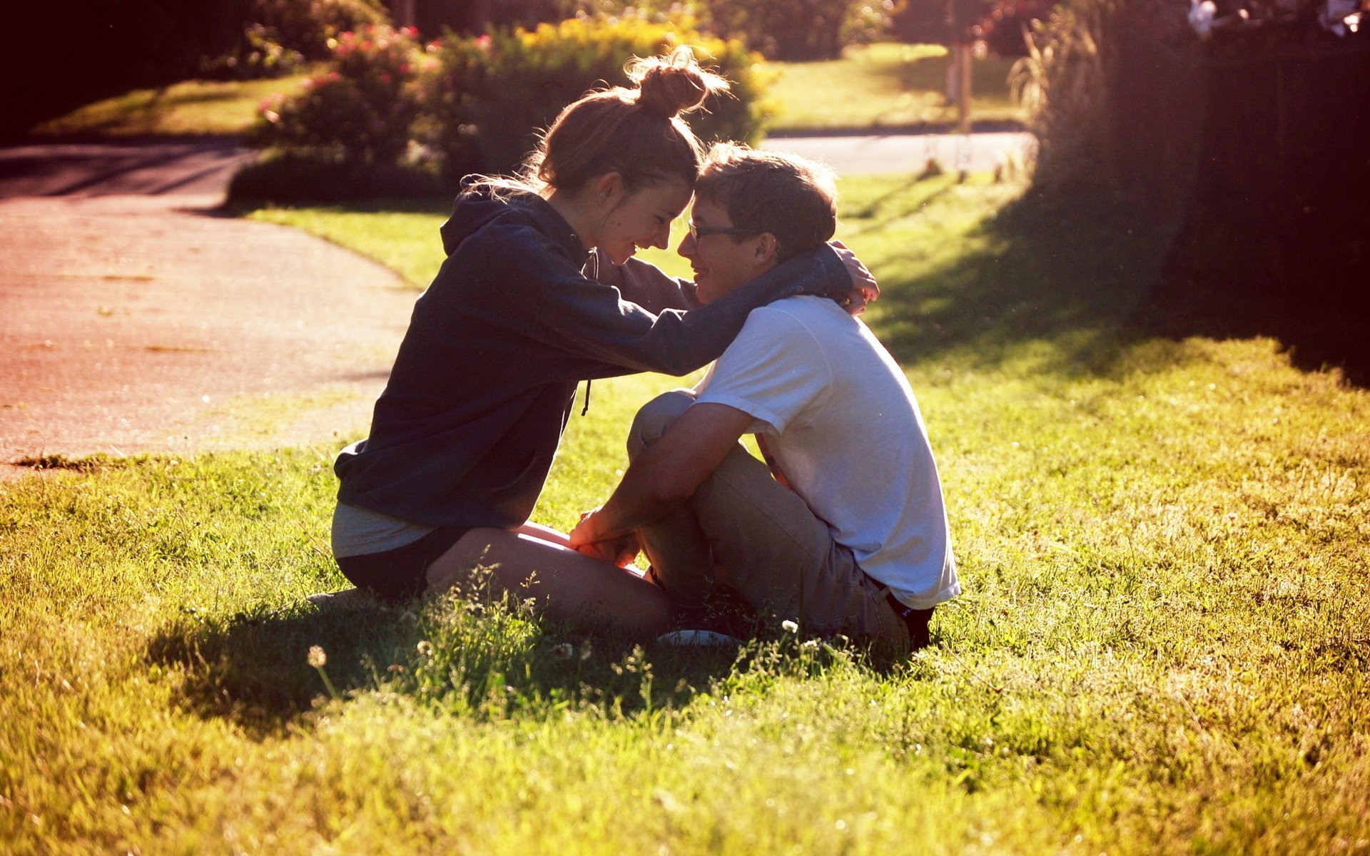 park summer mood date