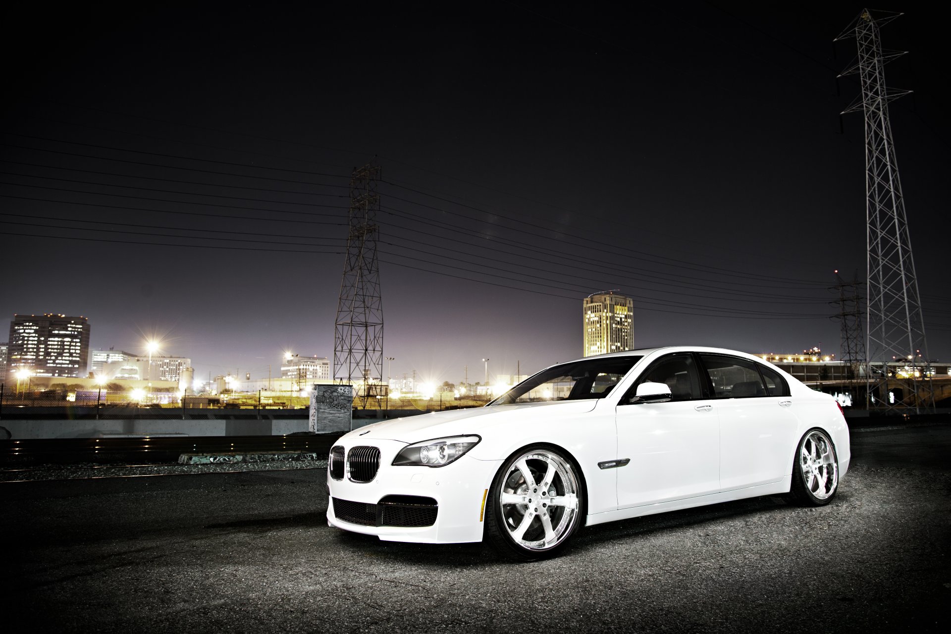 bmw 7 series 750li f02 white bmw night city metropolis power line transmission line night light