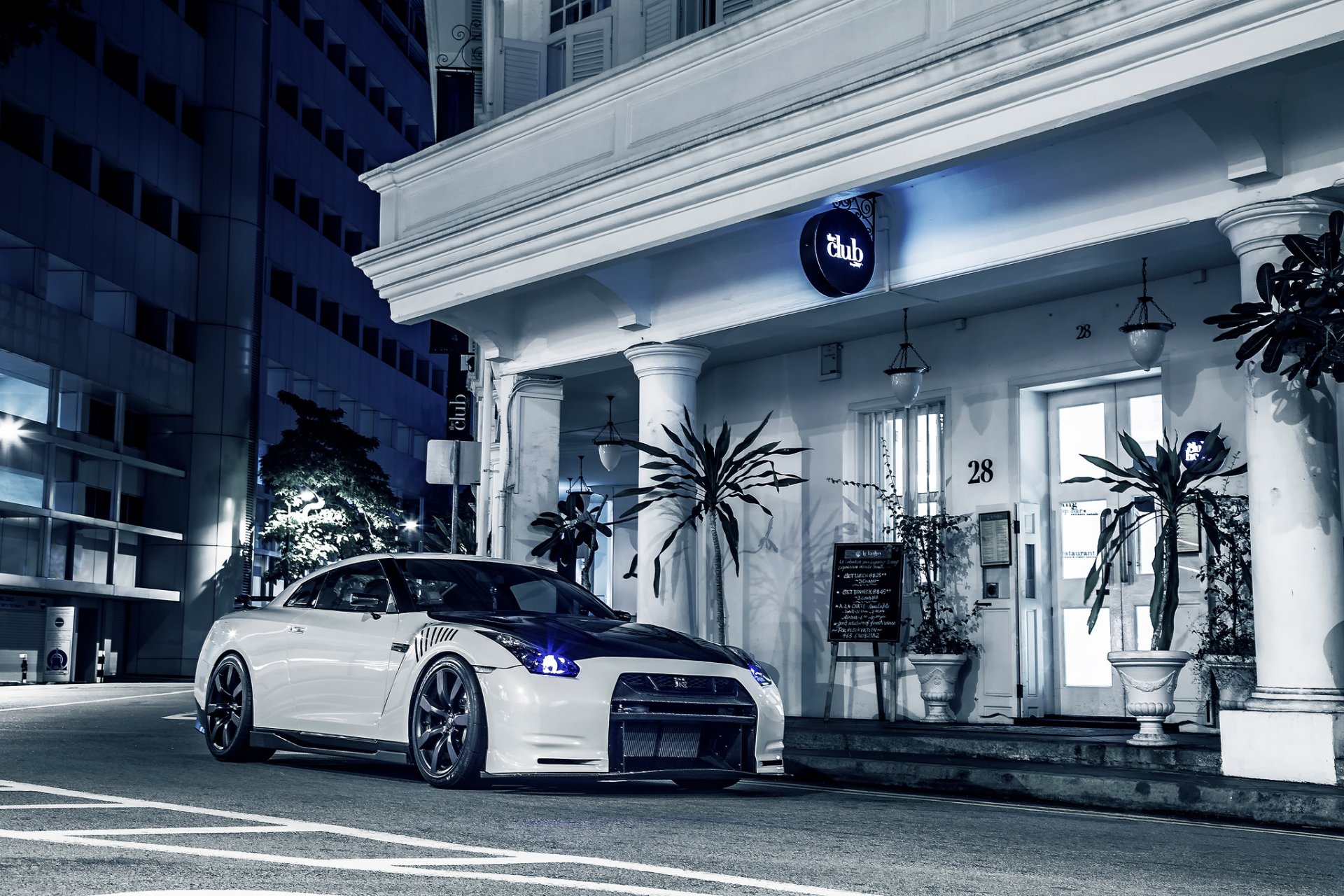 nissan gt-r nissan tuning headlights city night club hotel