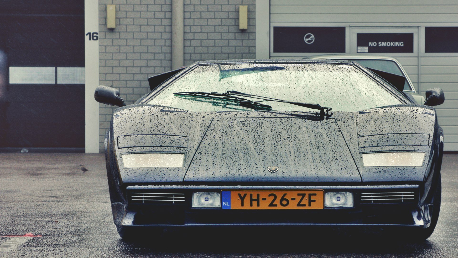 lamborghini countach classique beauté gouttes