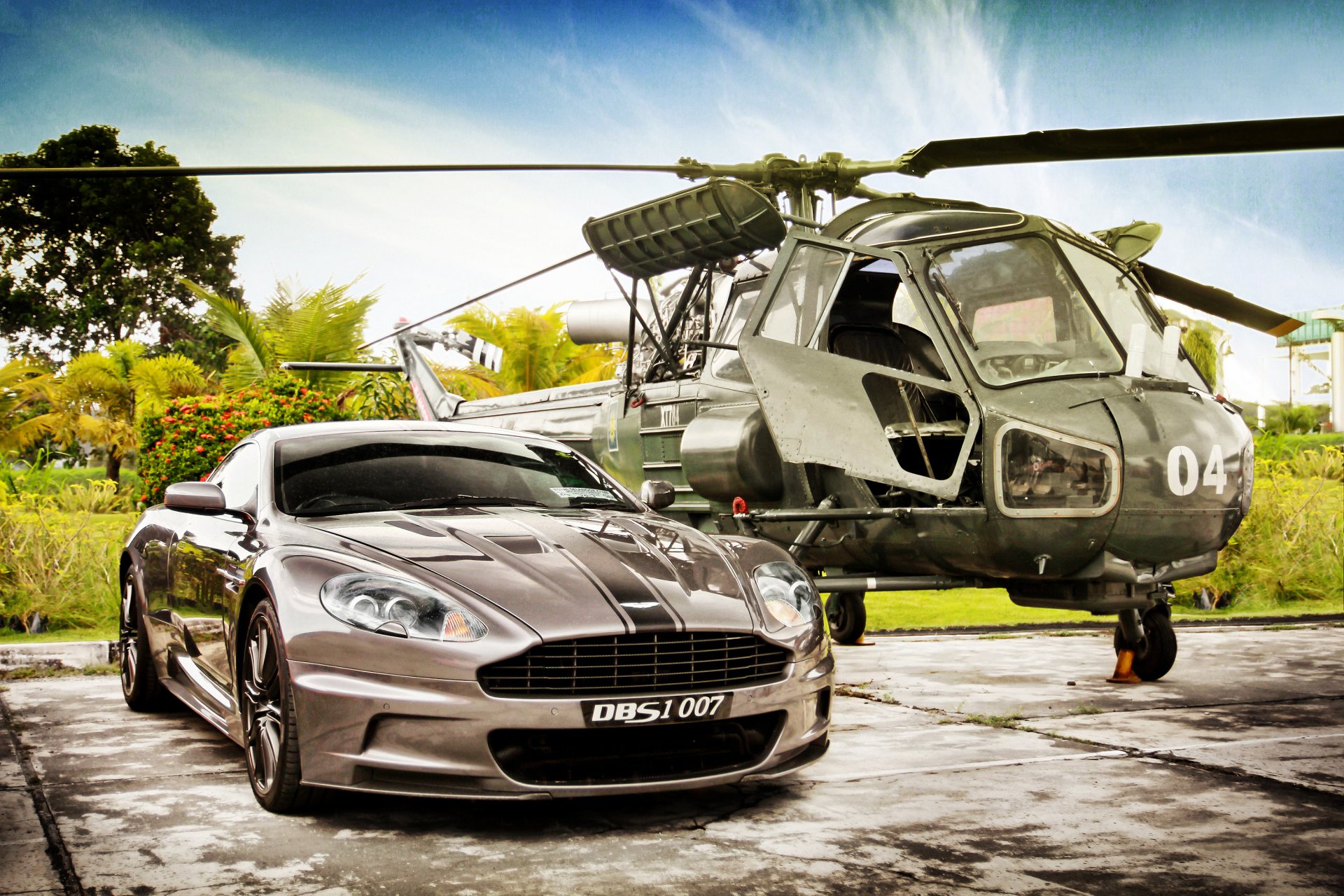 aston martin dbs v12 james bond giradischi