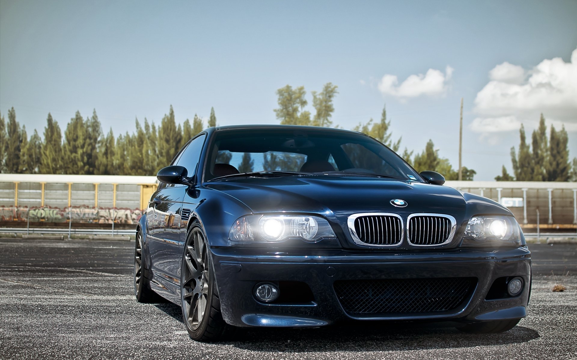 bmw м3 e46 бмв передок тюнинг синий фары небо