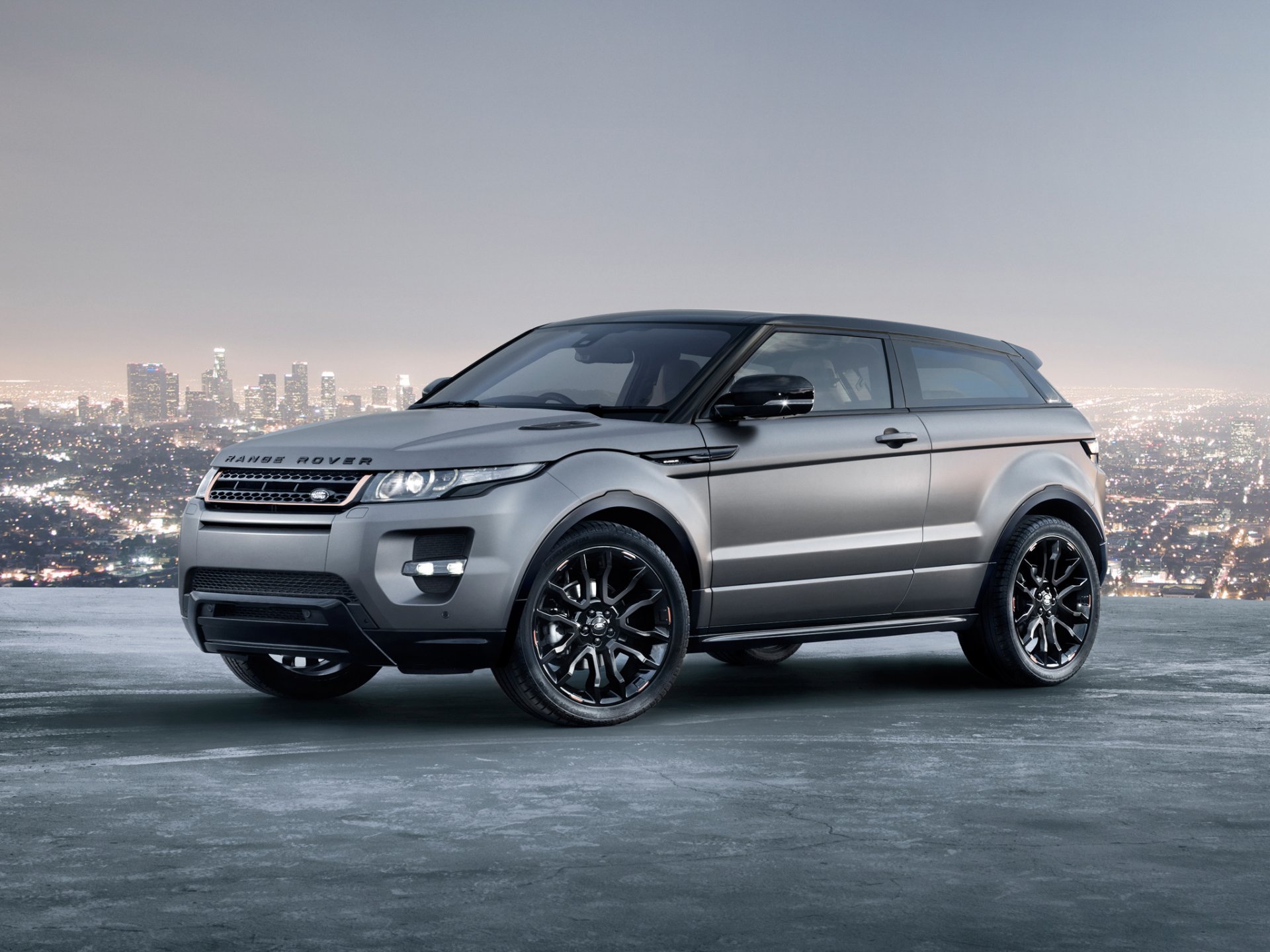 land rover range rover evoque coupe victoria beckham land rover range rover evoke victoria beckham special version front crossover city panorama sky