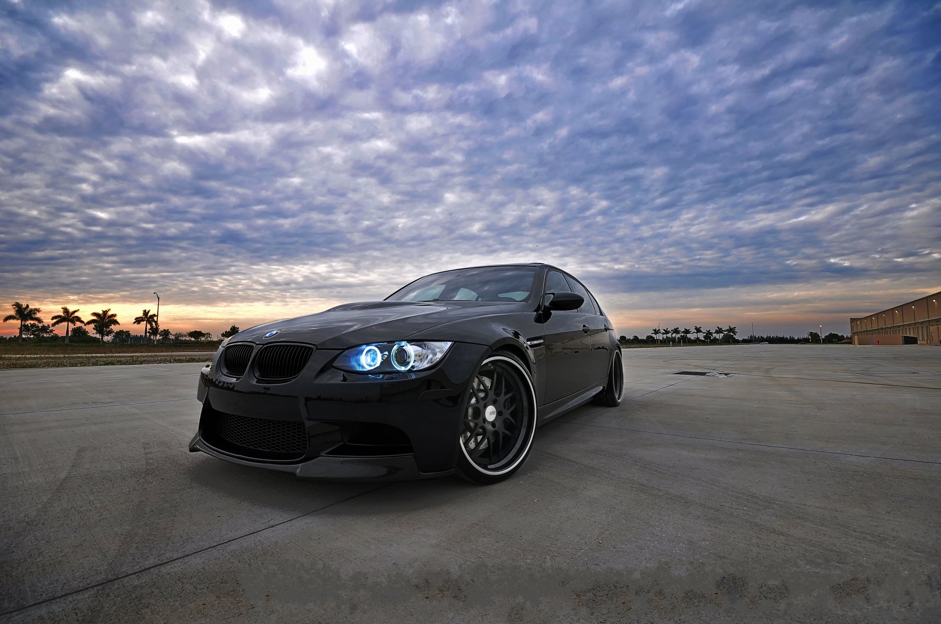 bmw m3 e90 nero cielo tramonto bmw nuvole palme