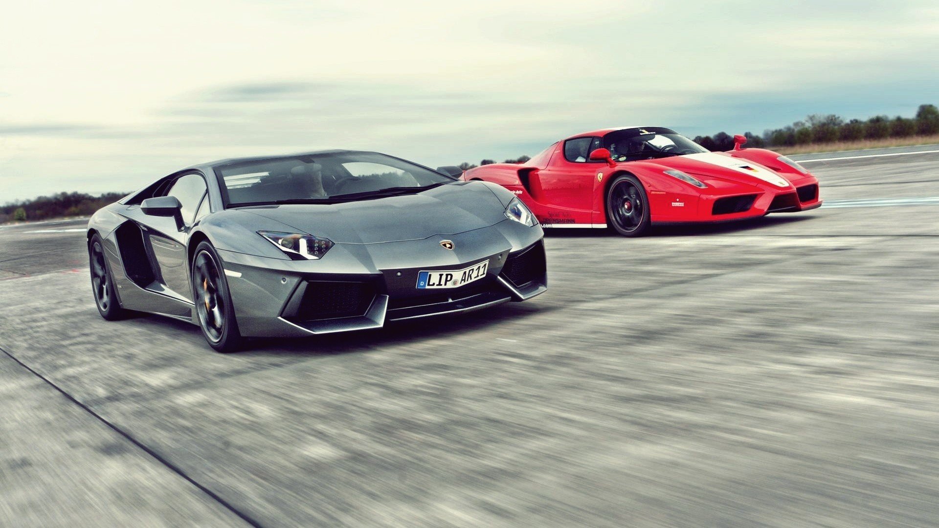 lamborghini aventador lp700-4 ferrari enzo hypercar race speed the band road