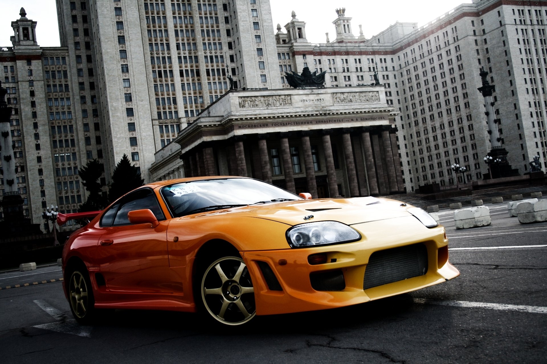 toyota oben toyota supra sportwagen orange vorfahren tuning gebäude msu hintergrund