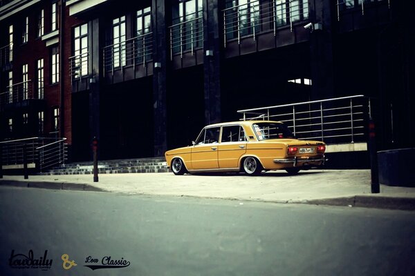 Bajo clásico VAZ Lada Lada