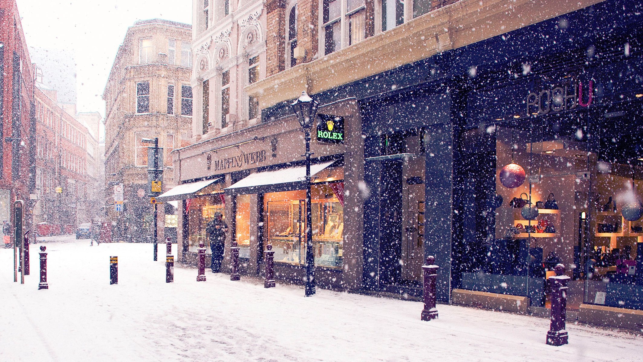 ciudad nieve tiendas invierno europa calle