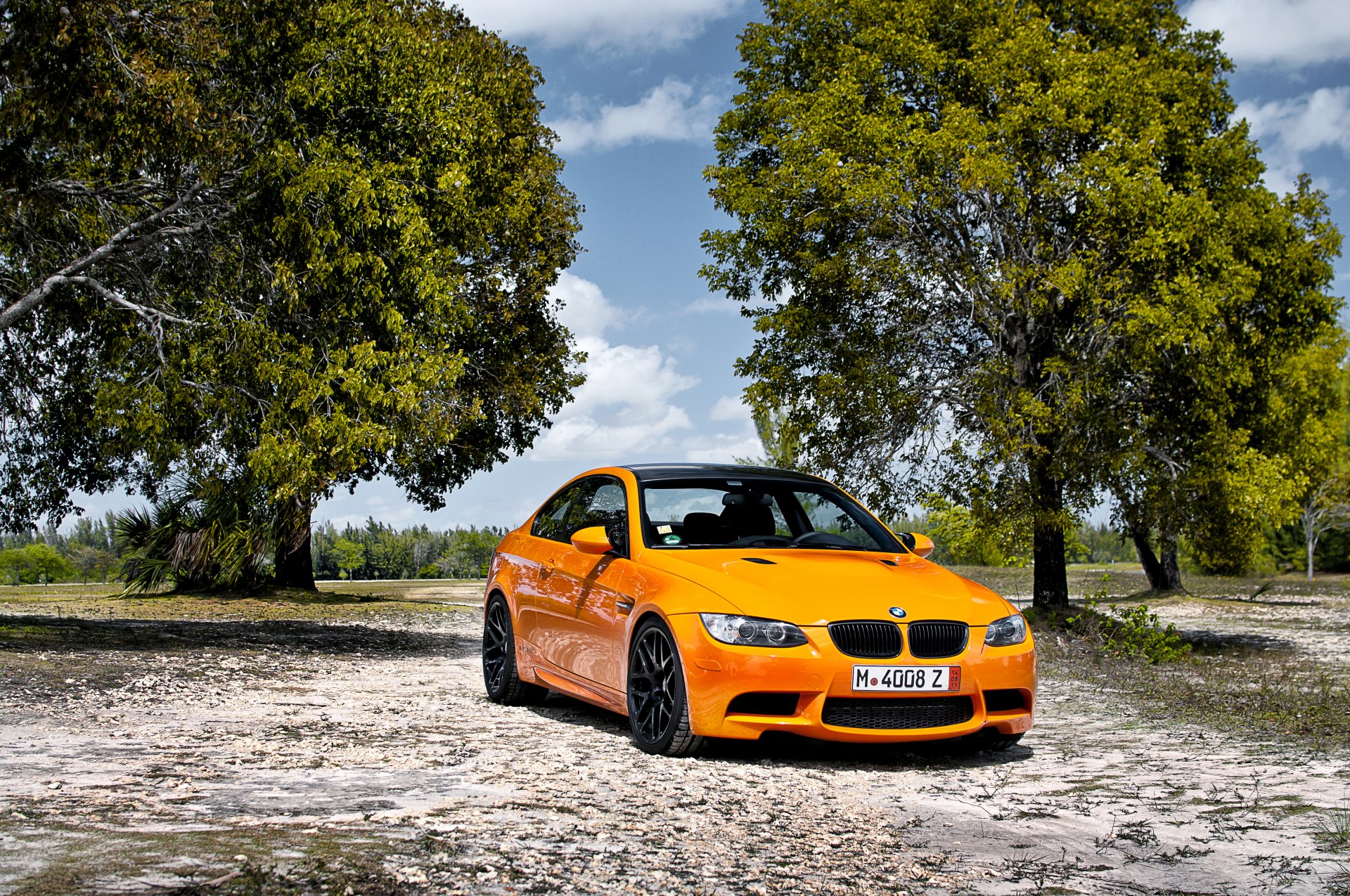 bmw m3 e92 orange bmw arbres ciel nuages