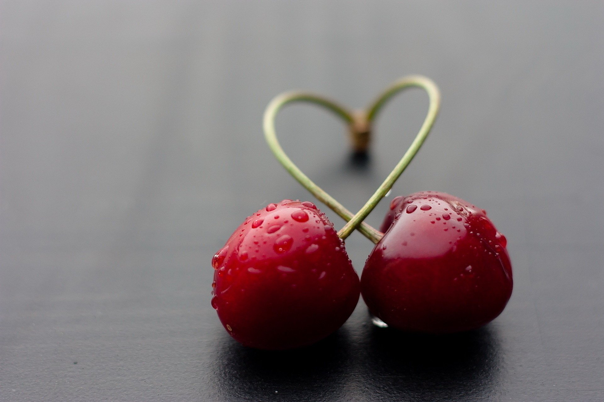 gotas macro cerezas