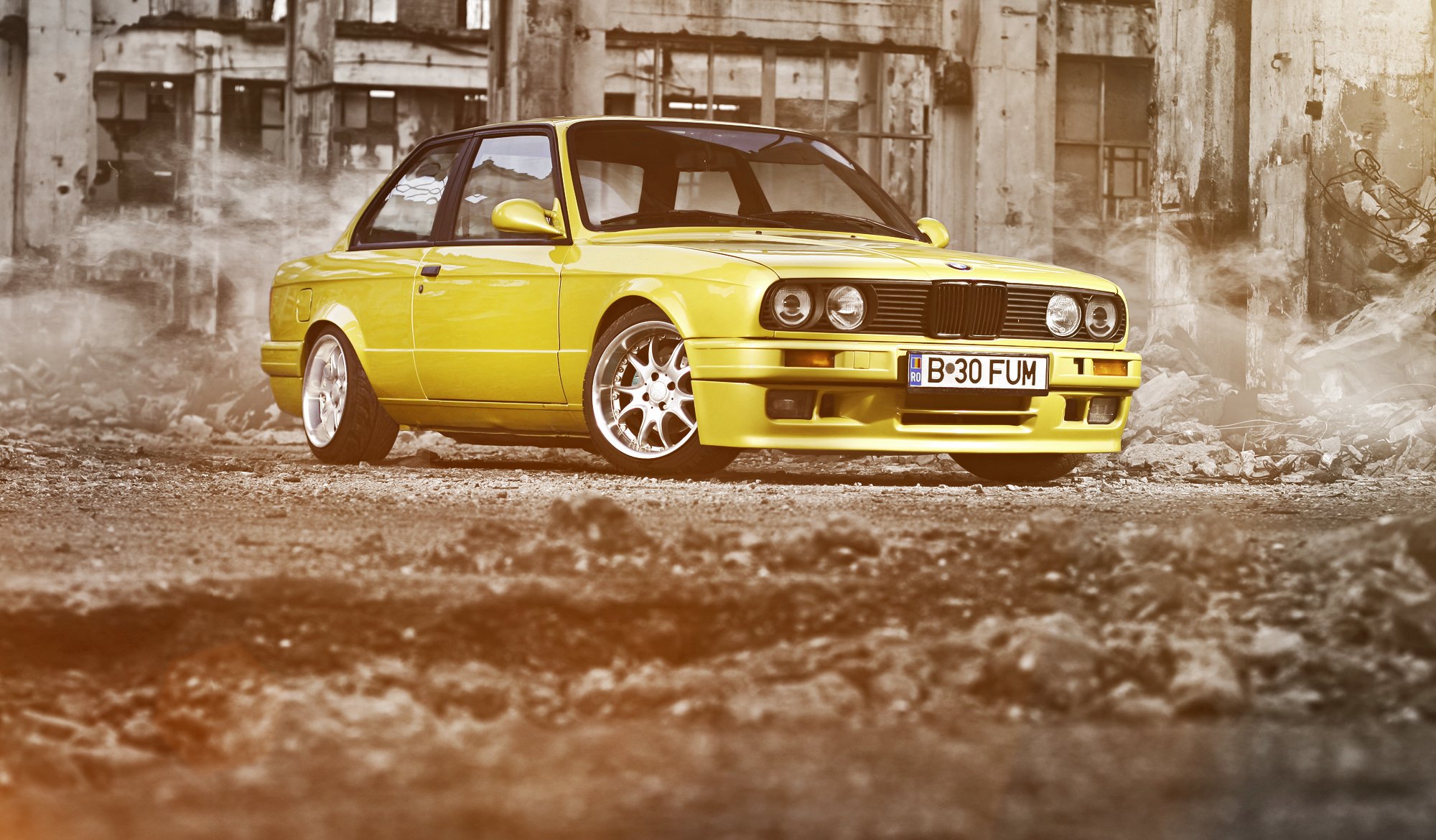 bmw serie 3 coupe e30 amarillo bmw ruinas