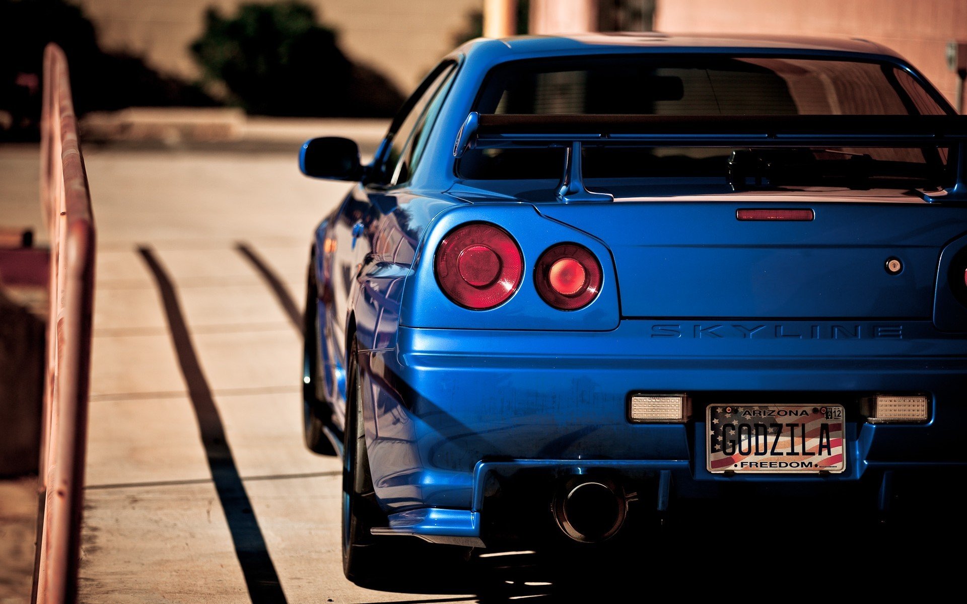 nissan skyline nissan hinten blau rücklicht