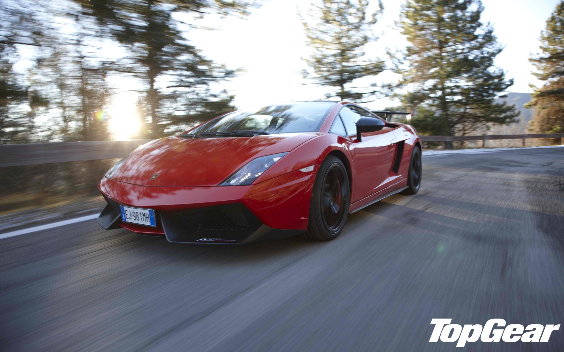 top gear top gear engranaje superior mejor programa de televisión lamborghini gallardo lp570-4 super trofeo stradale superdeportivo frente rojo carretera árboles sol