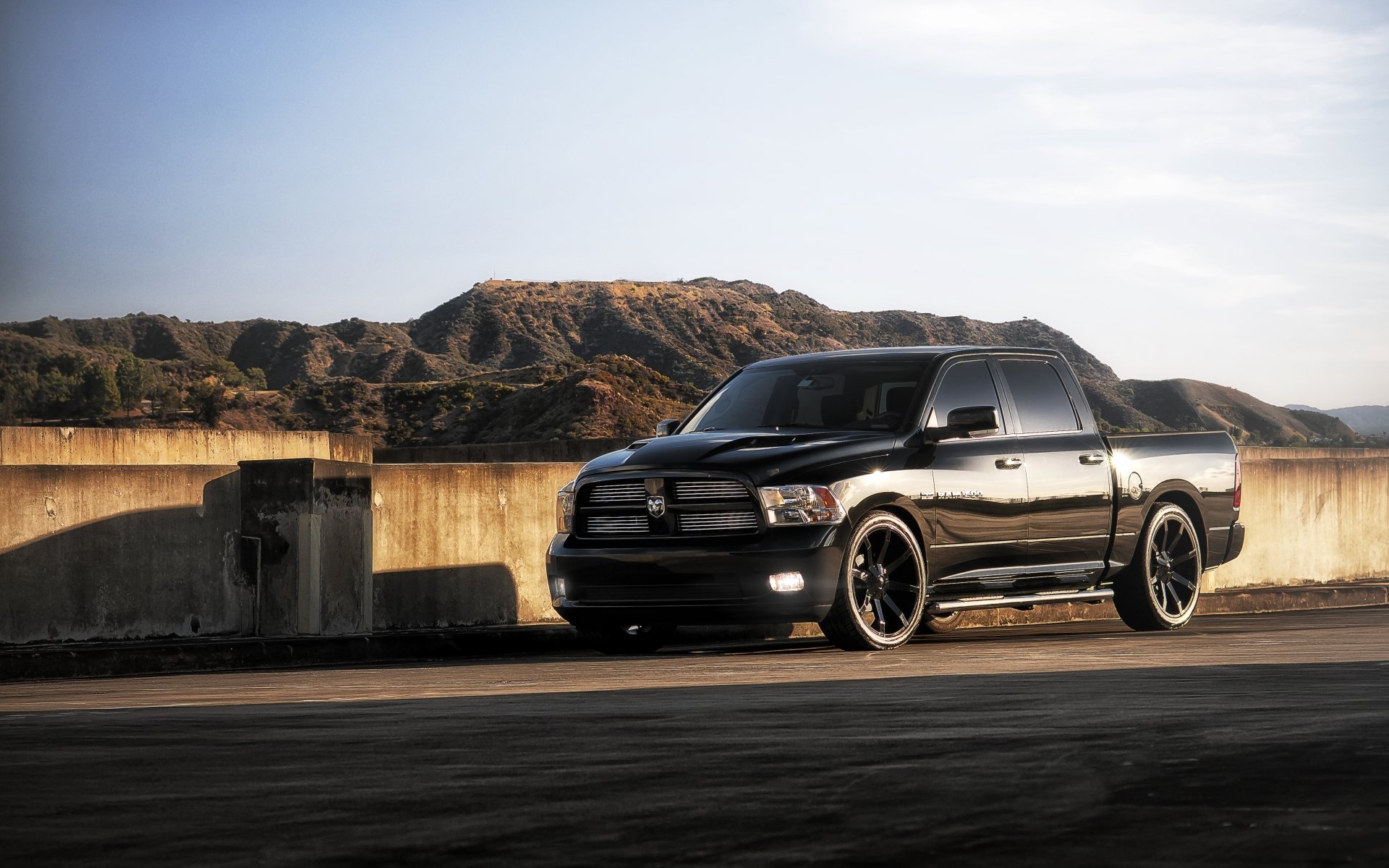 esquivar carnero 1500 dodge ram camioneta jeep frente tuning unidades reflexión sombra montañas.cielo