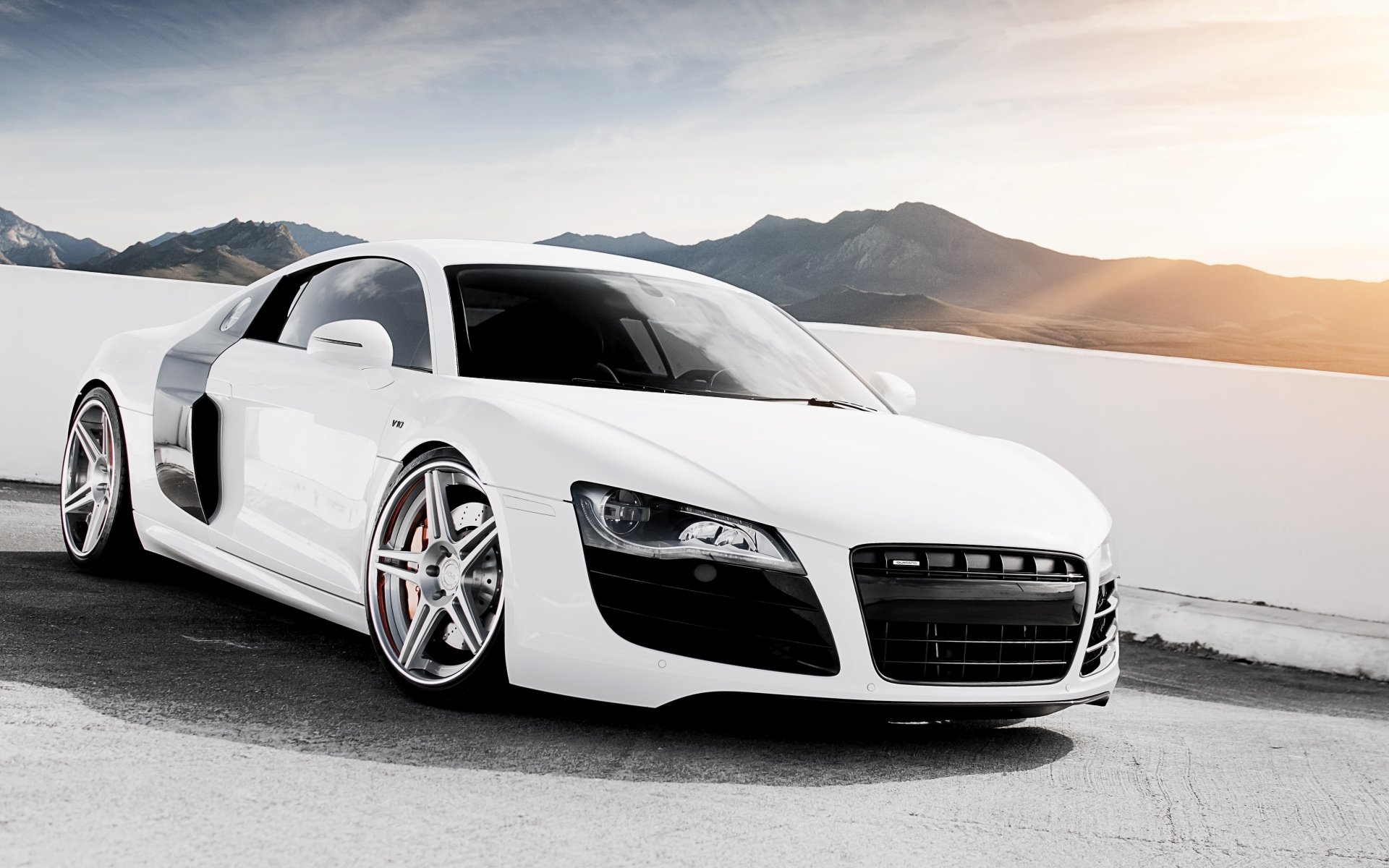 audi r8 v10 audi r8 b10 supersportwagen weiß front tuning felgen berge himmel