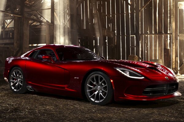 Superdeportivo rojo Dodge Viper