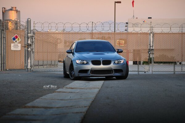 Foto mate gris-negro bmw M3