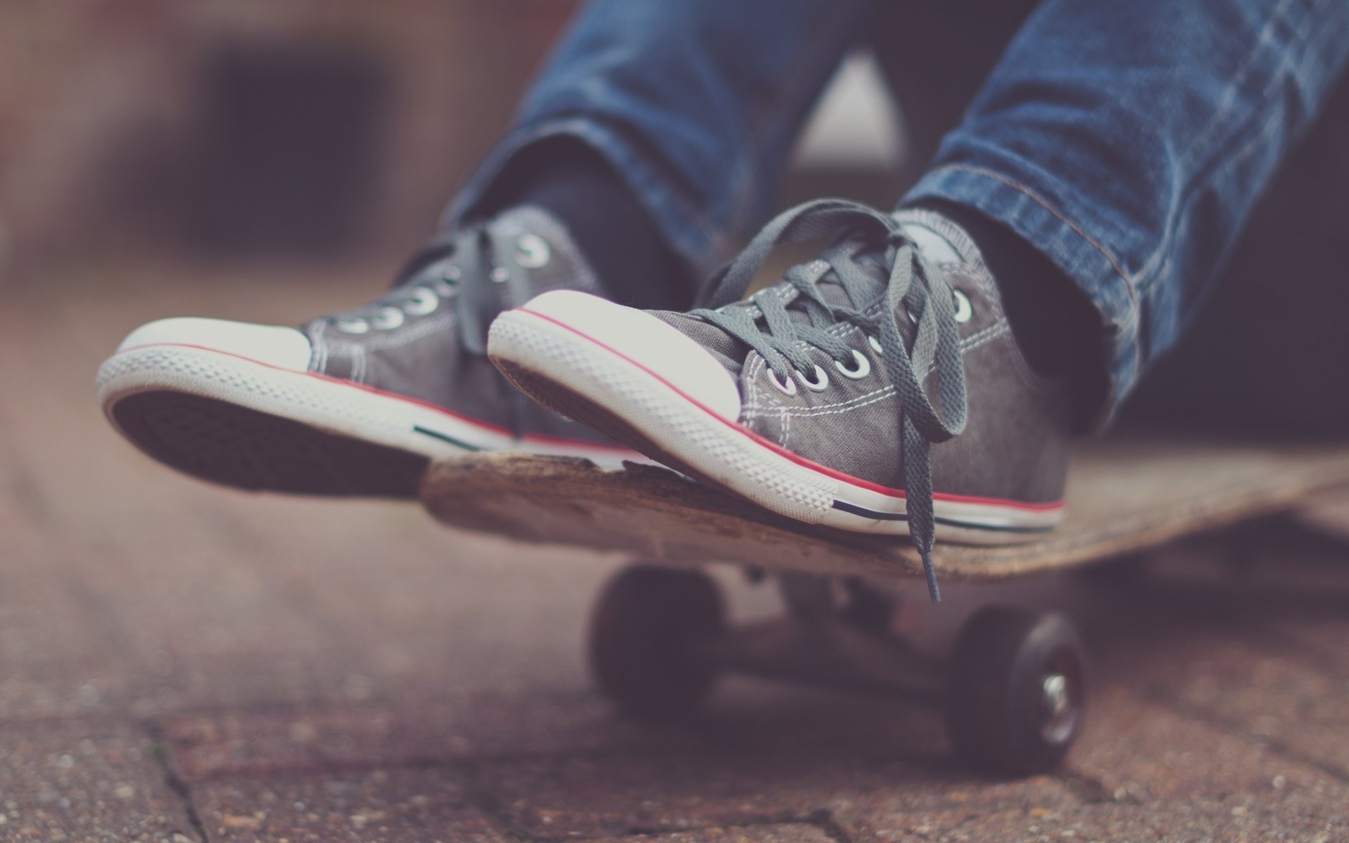 scarpe da ginnastica asfalto skateboard