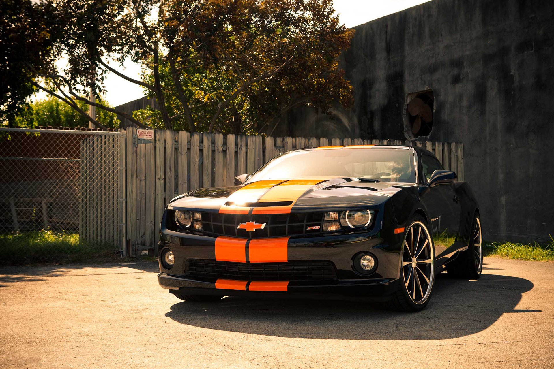 chevrolet camaro перед