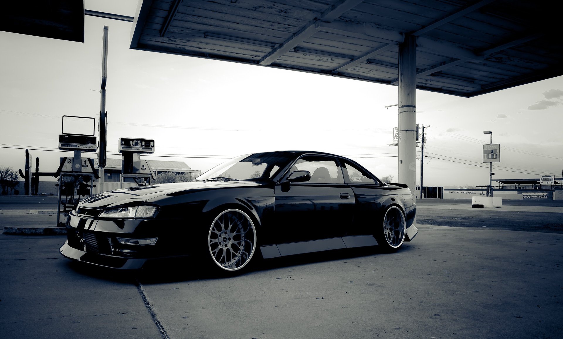 nissan silvia s14 schwarz nissan tankstelle