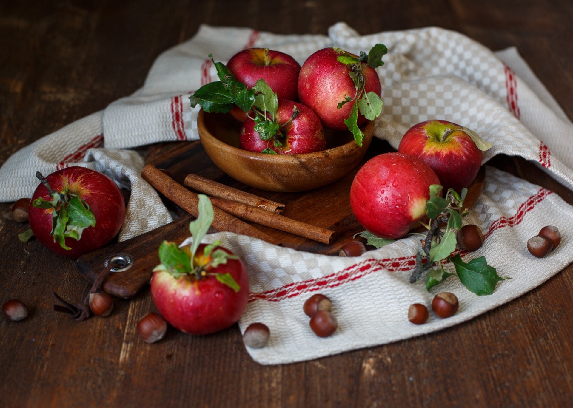 noix serviette cannelle pommes