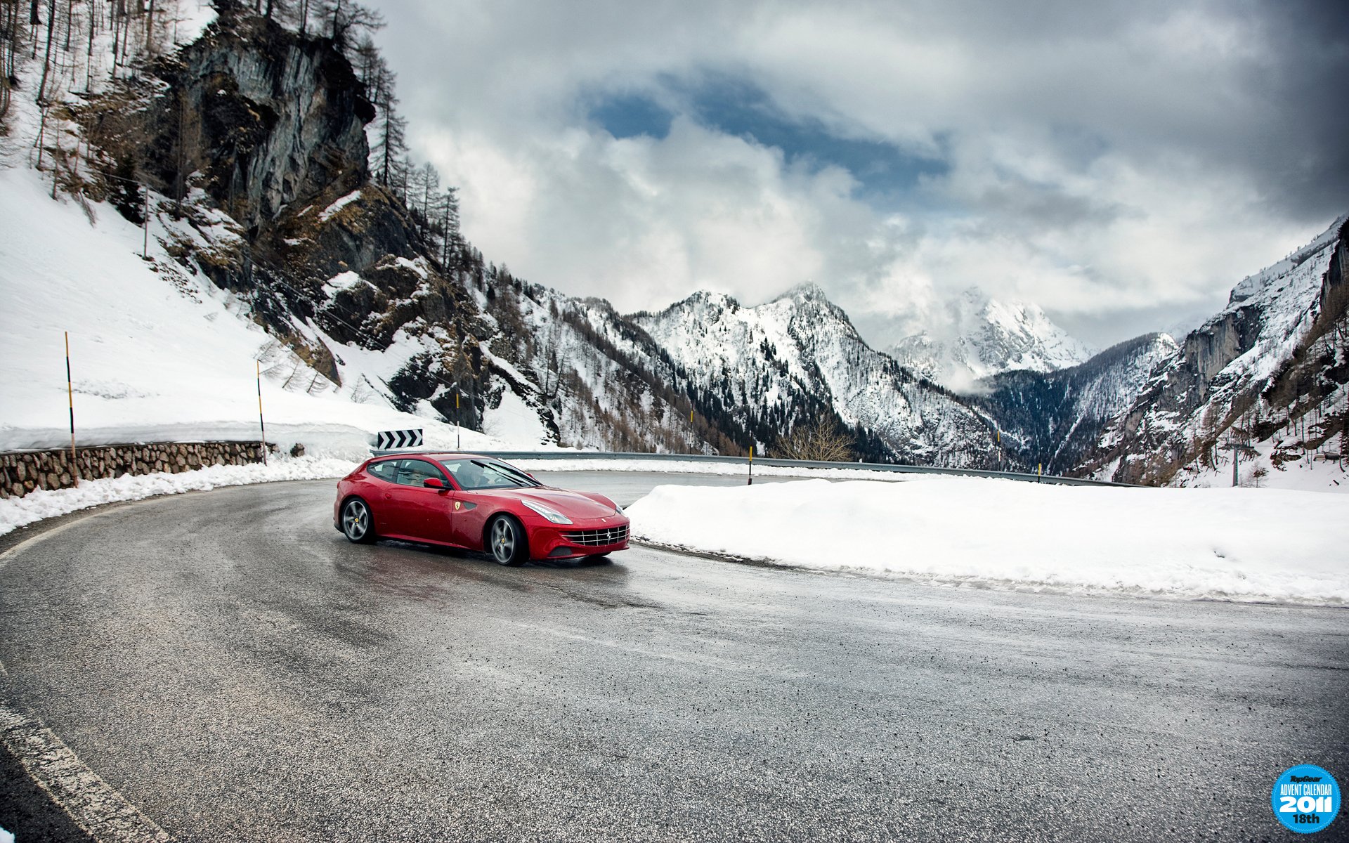 top gear calendario de aparición top gear engranaje superior ferrari en adelante ferrari ff superdeportivo rojo frente giro giro horquilla derrape carretera nieve montañas cielo nubes