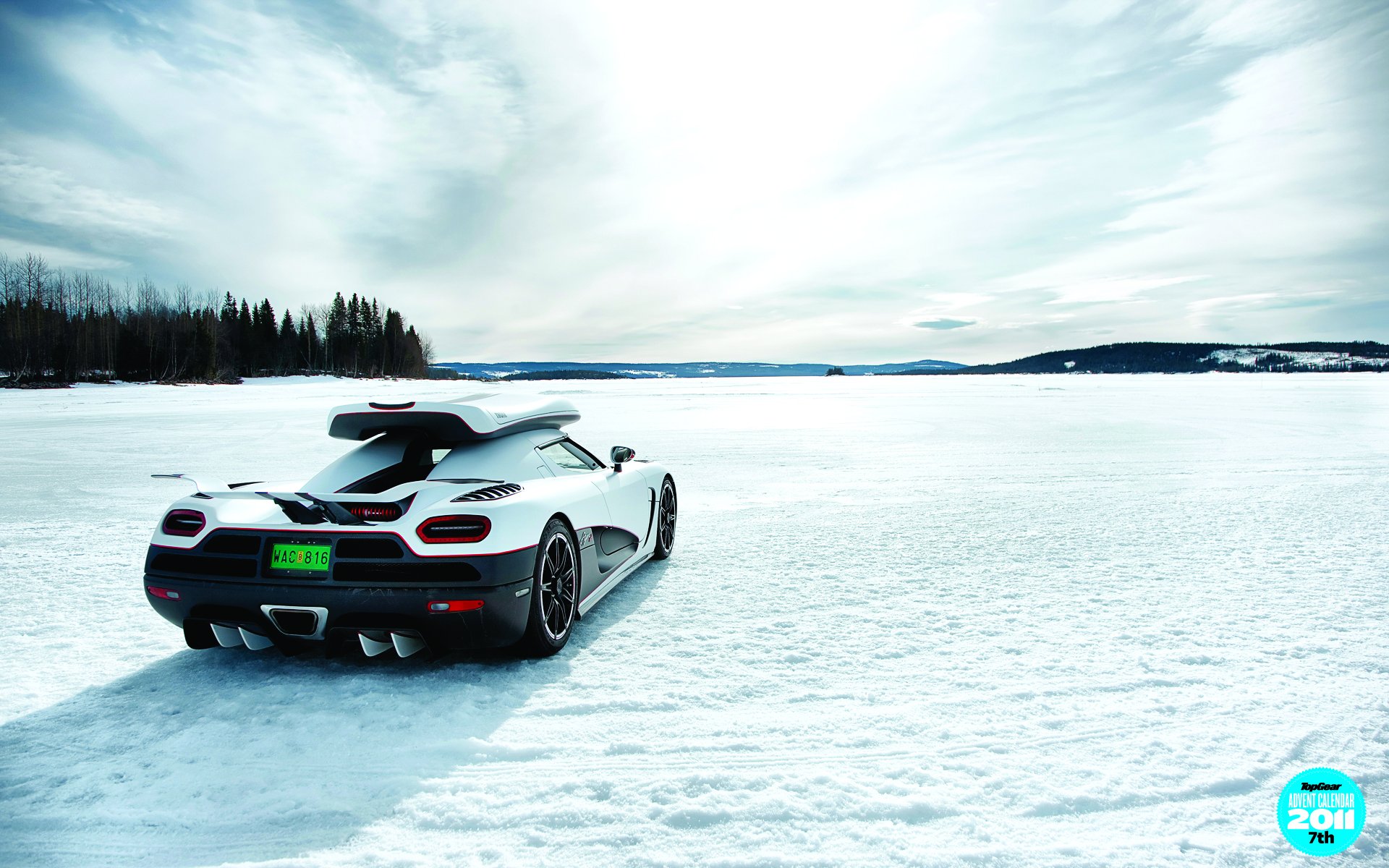 top gear advent calendar 7th the highest gear koenigsegg agera kenigsegg ager supercar hypercar rear view trunk winter snow lake forest sky