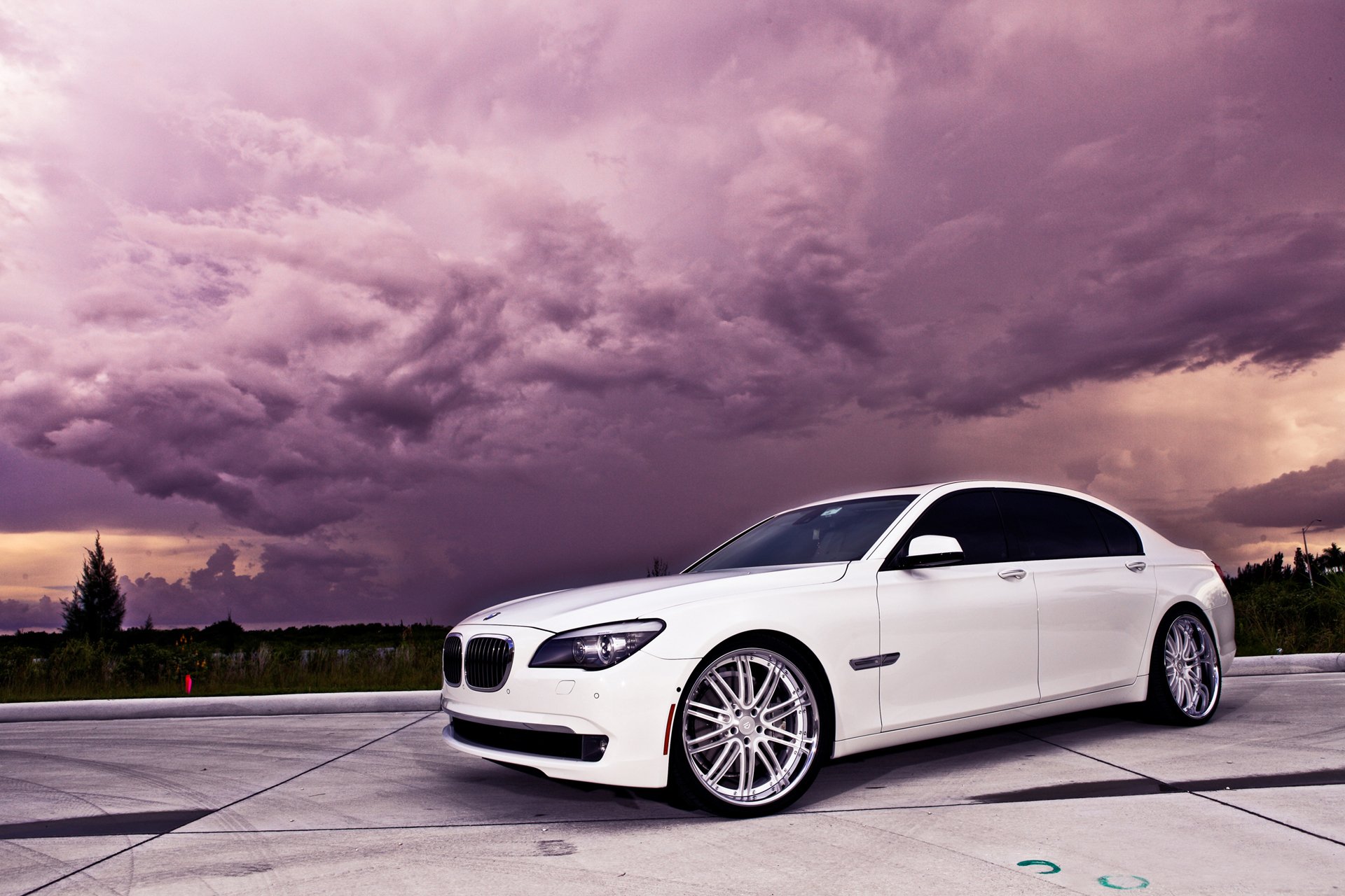 bmw 750li blanc ciel nuages