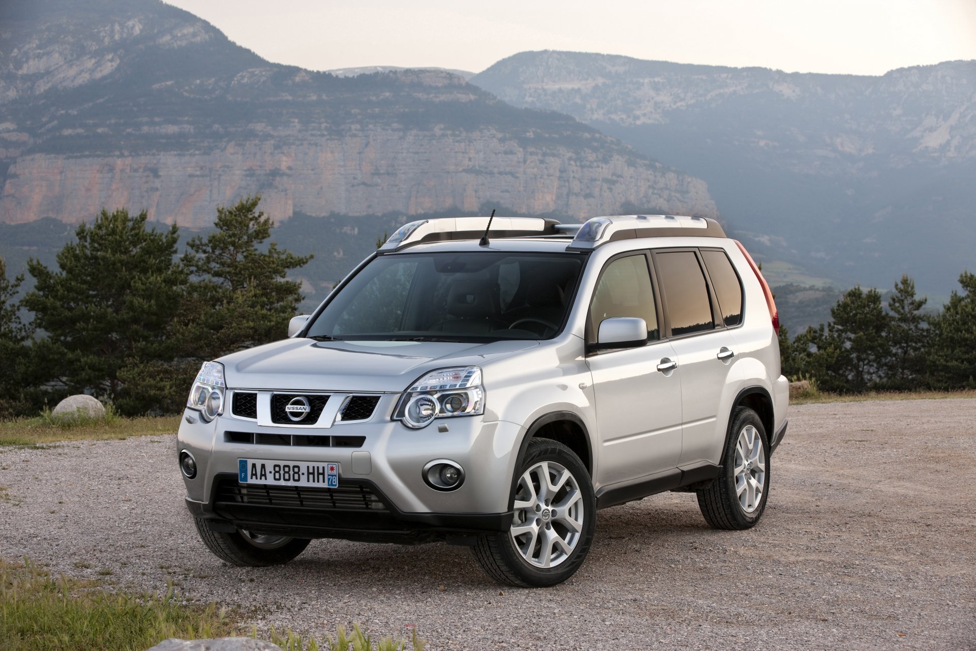 nissan x-trail samochód nissan x-trail suv samochód