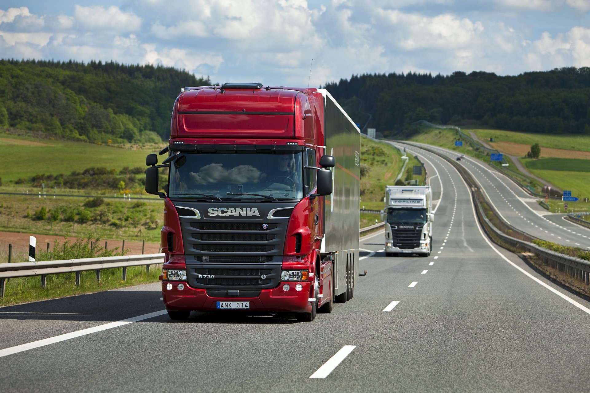 cania r730 v8 camiones scania camión carretera famoso scania r730 tractor naturaleza campos bosques