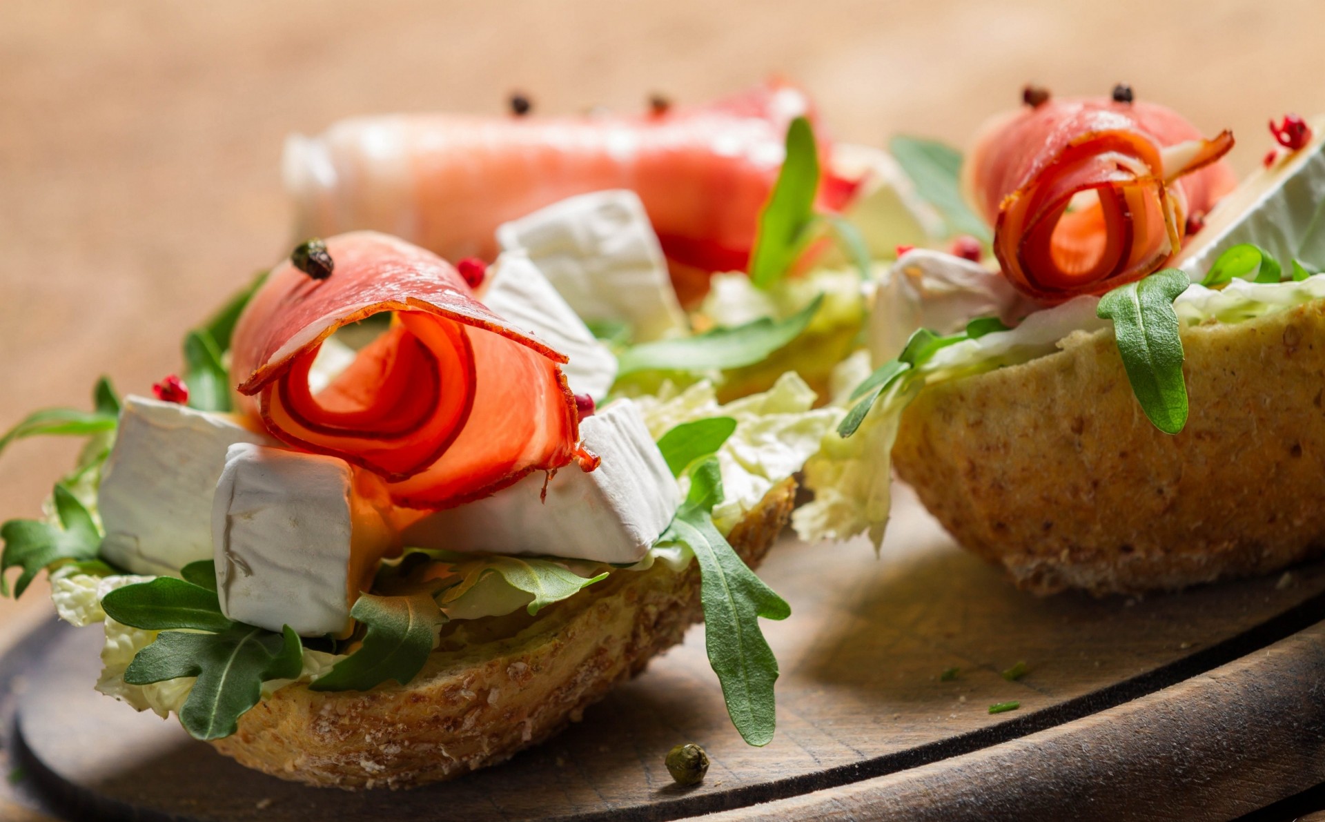 vorspeise sandwich brot käse schinken